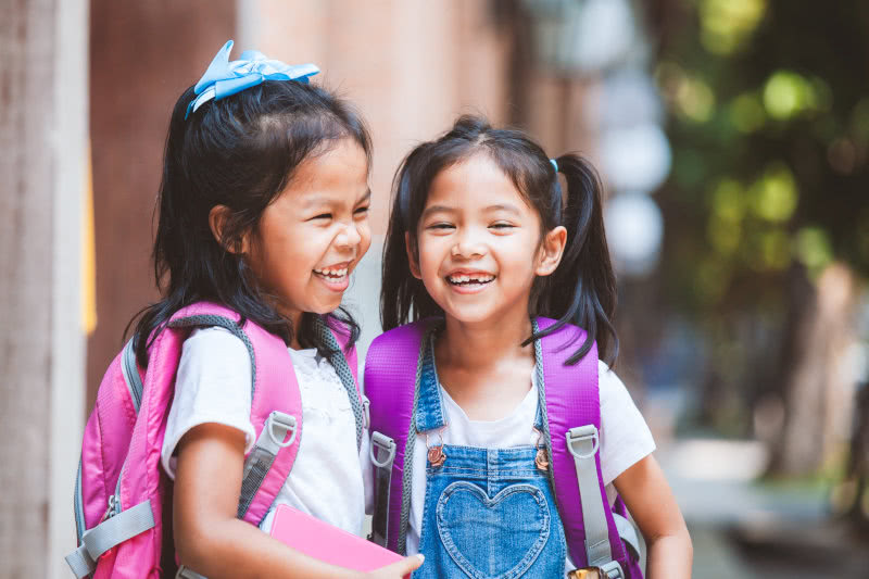picture of two Thai children smiling